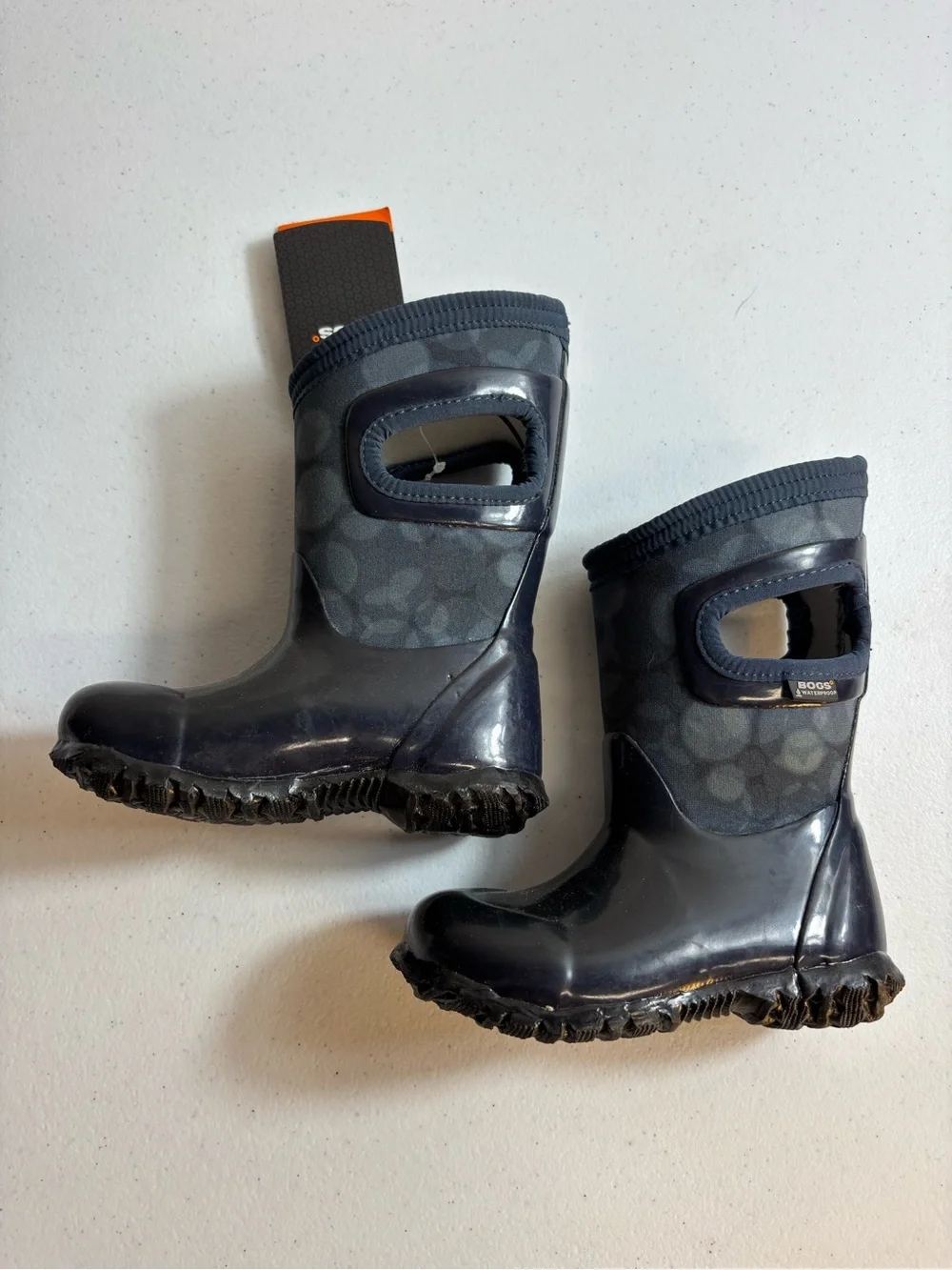 NWT Bogs Baby Classic waterproof snow and rain boots child size 7